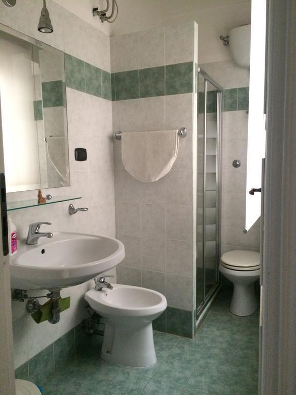 B&B Viale Dei Colli Portuensi 589 Rom Zimmer foto